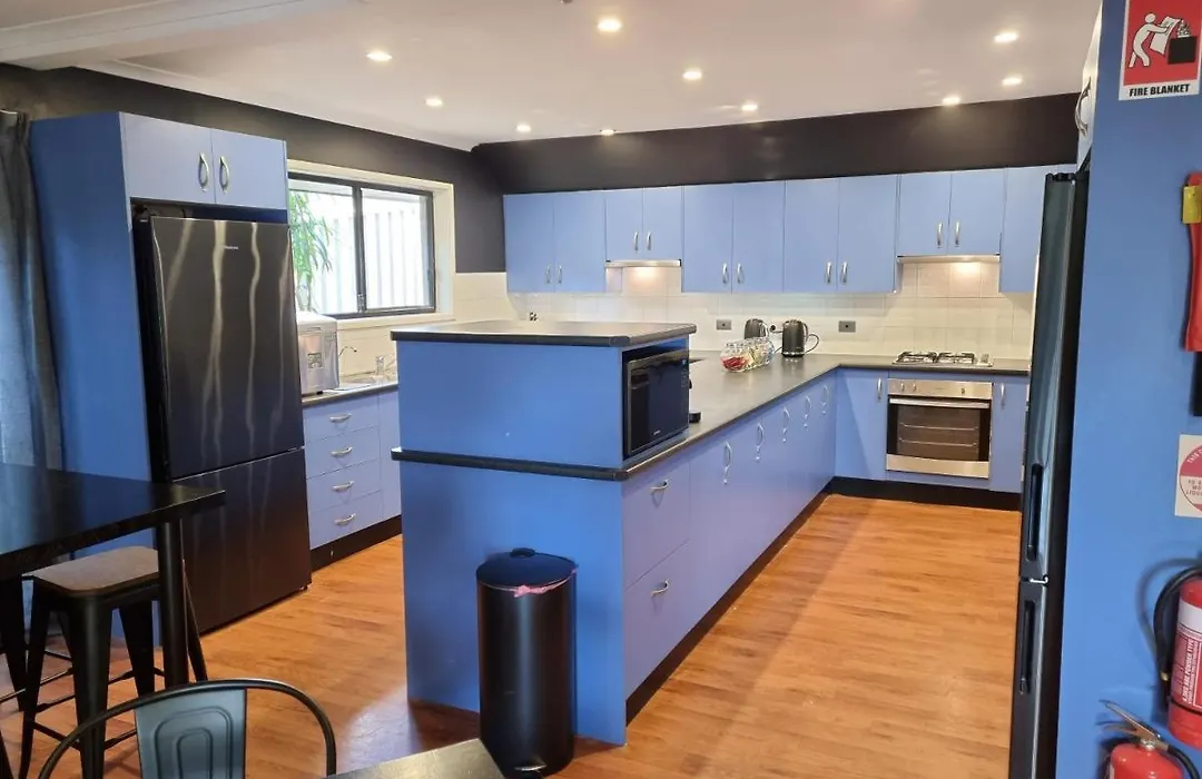 Blue Wren Lodge Waratah-1